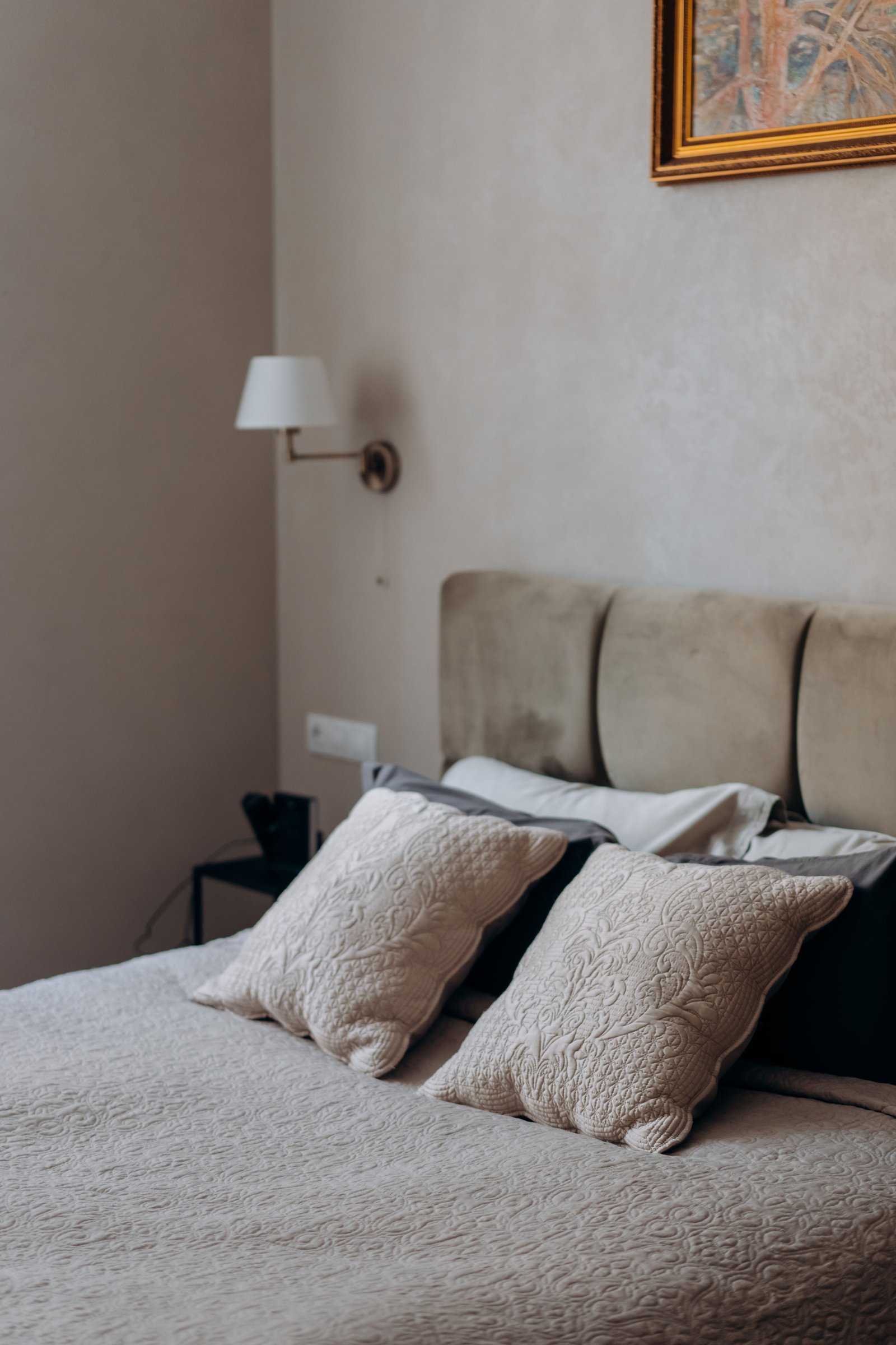 SilkEase Pillow Cover